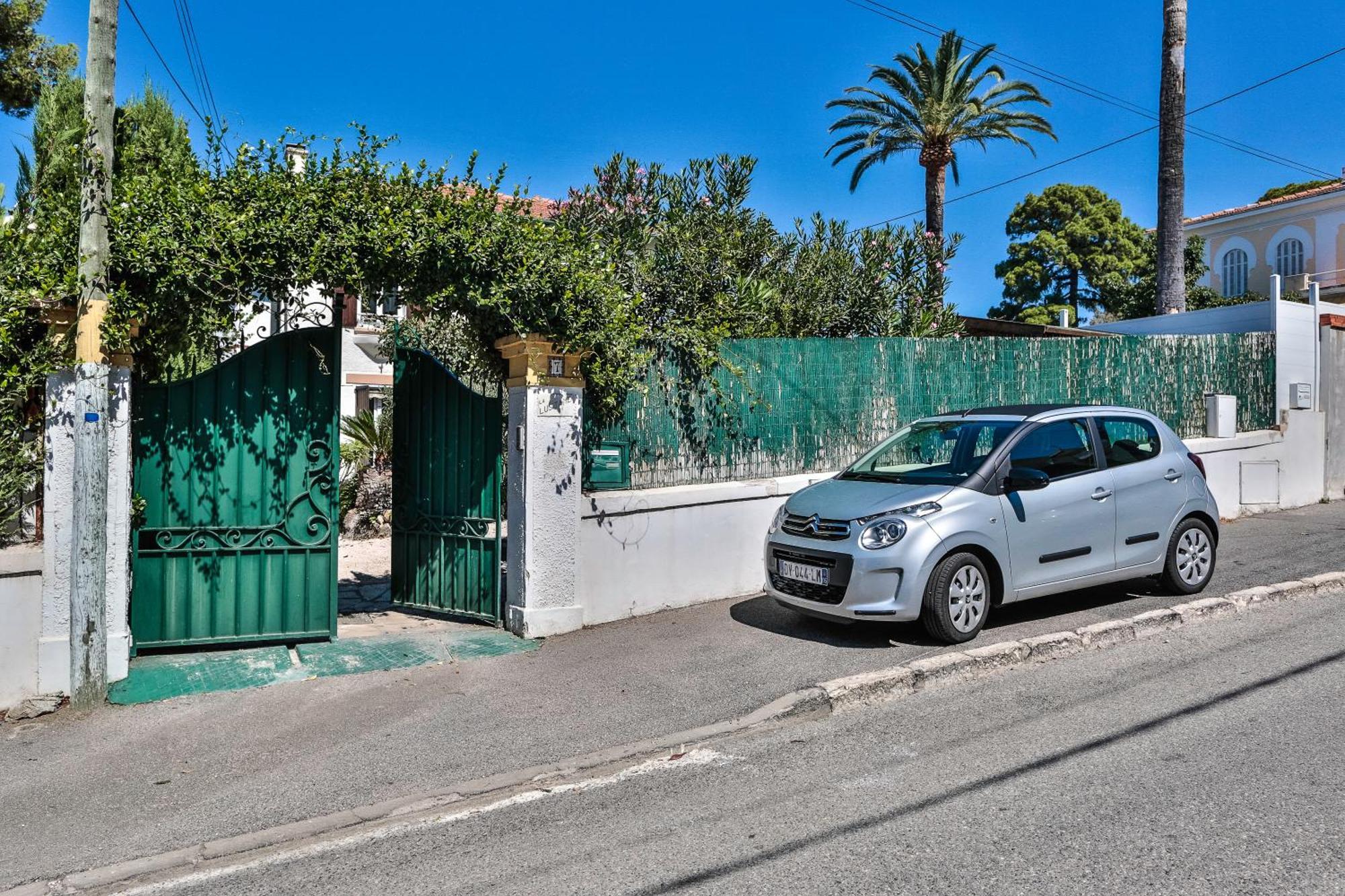 Emeraude Residence Hoteliere Juan-les-Pins Zimmer foto