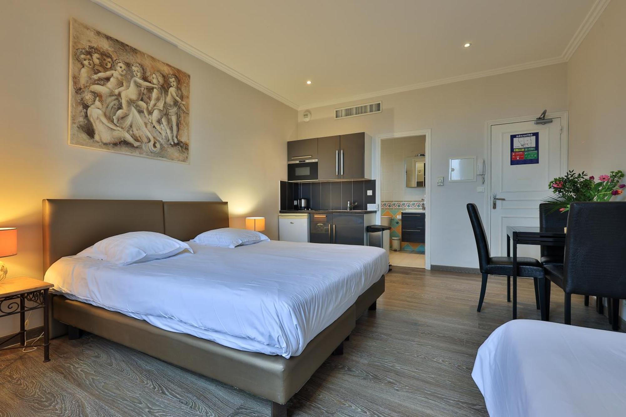 Emeraude Residence Hoteliere Juan-les-Pins Exterior foto