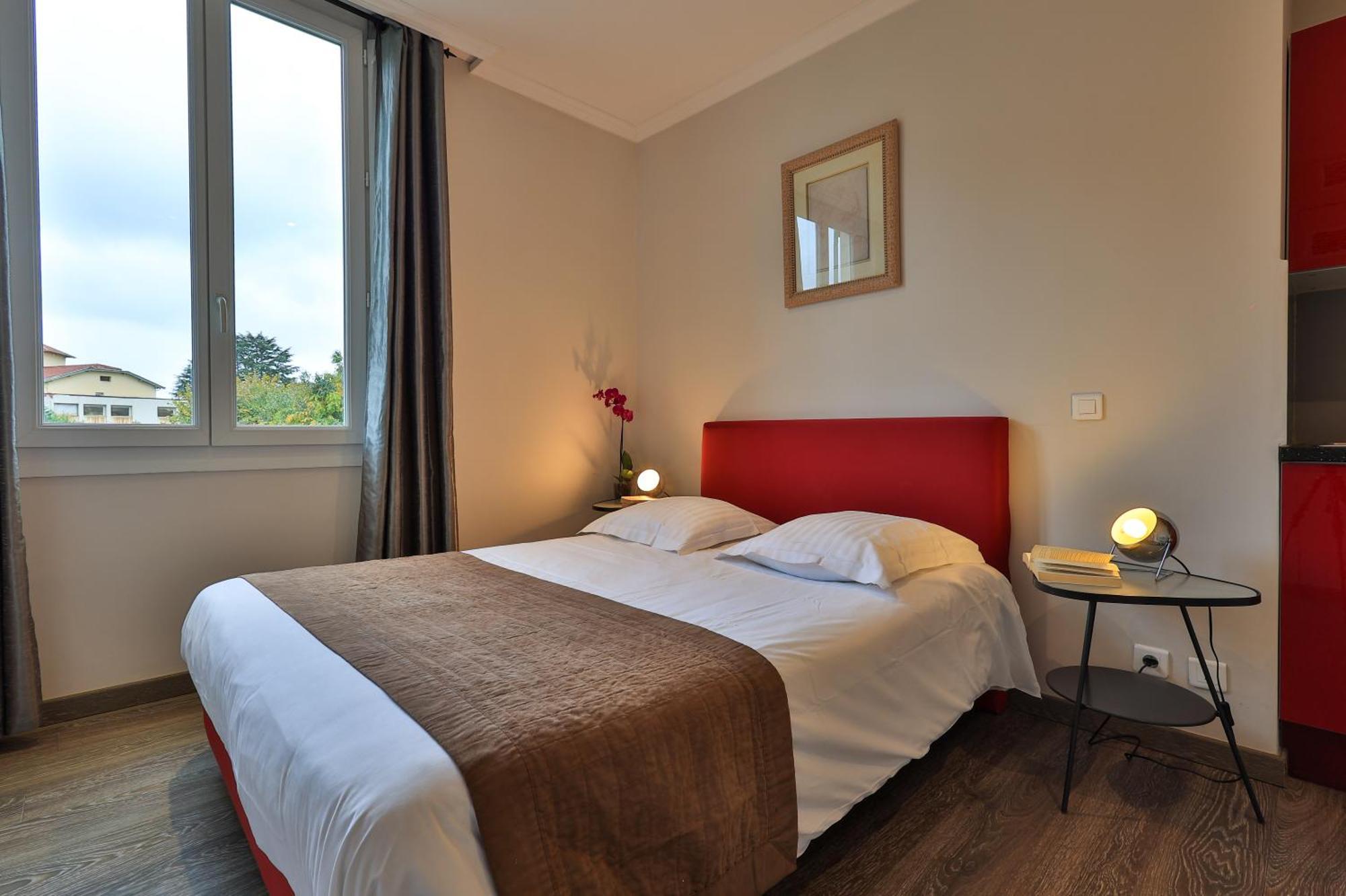 Emeraude Residence Hoteliere Juan-les-Pins Exterior foto