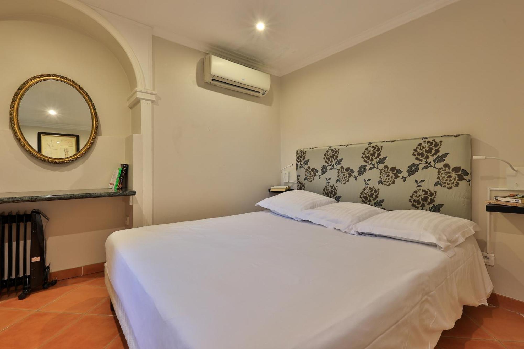 Emeraude Residence Hoteliere Juan-les-Pins Exterior foto