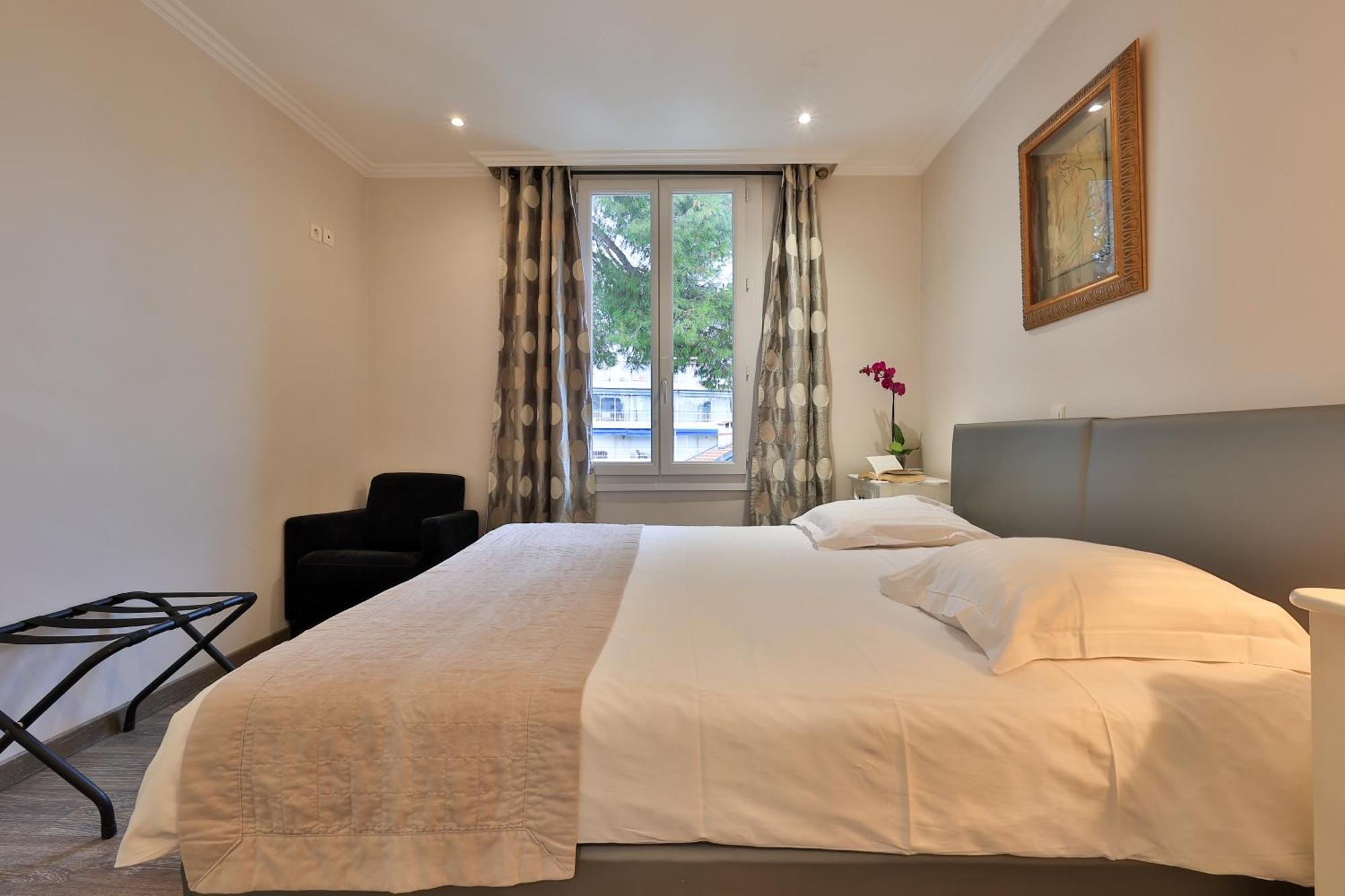 Emeraude Residence Hoteliere Juan-les-Pins Exterior foto
