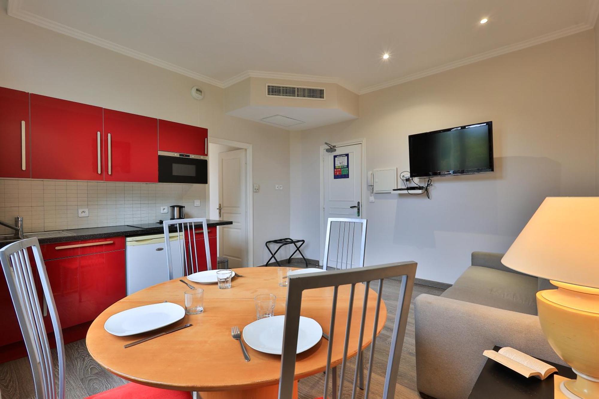 Emeraude Residence Hoteliere Juan-les-Pins Exterior foto