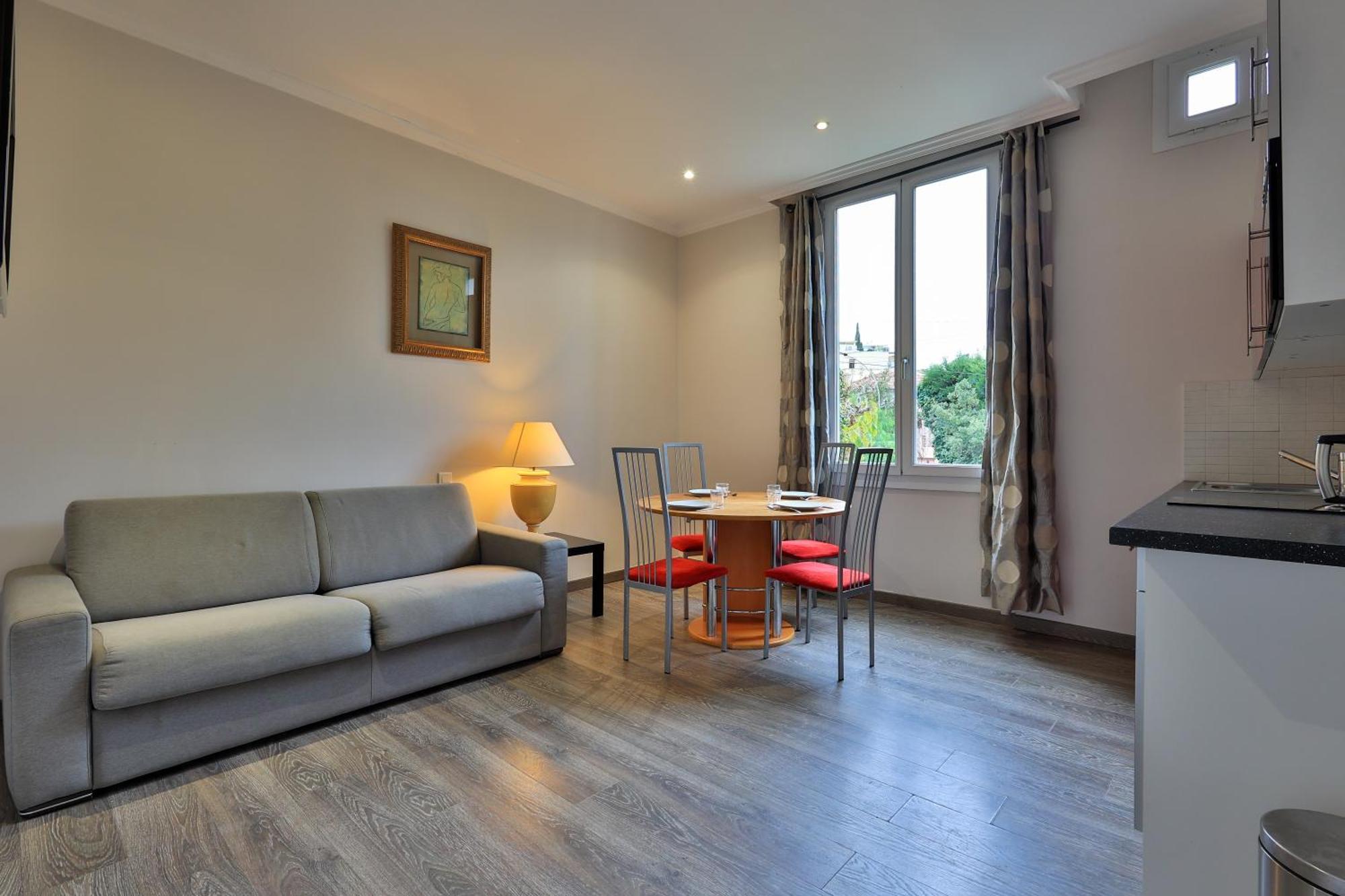 Emeraude Residence Hoteliere Juan-les-Pins Exterior foto